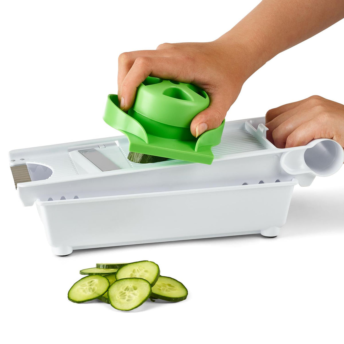 Grn/wht 6 In 1 Grater